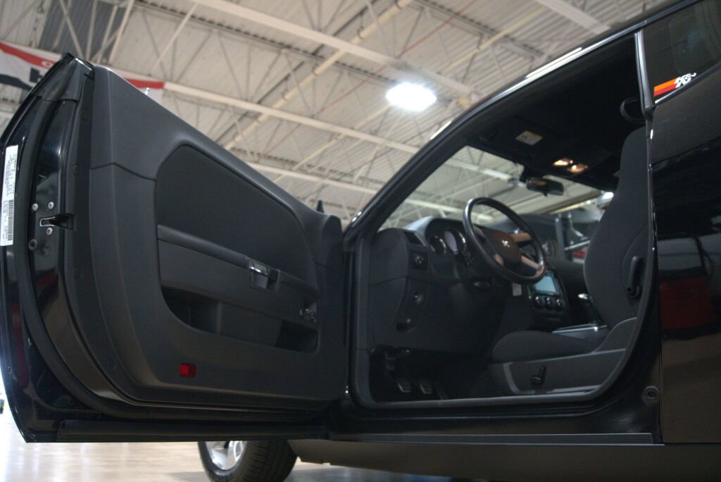 Used 2009 Dodge Challenger R/T image 30