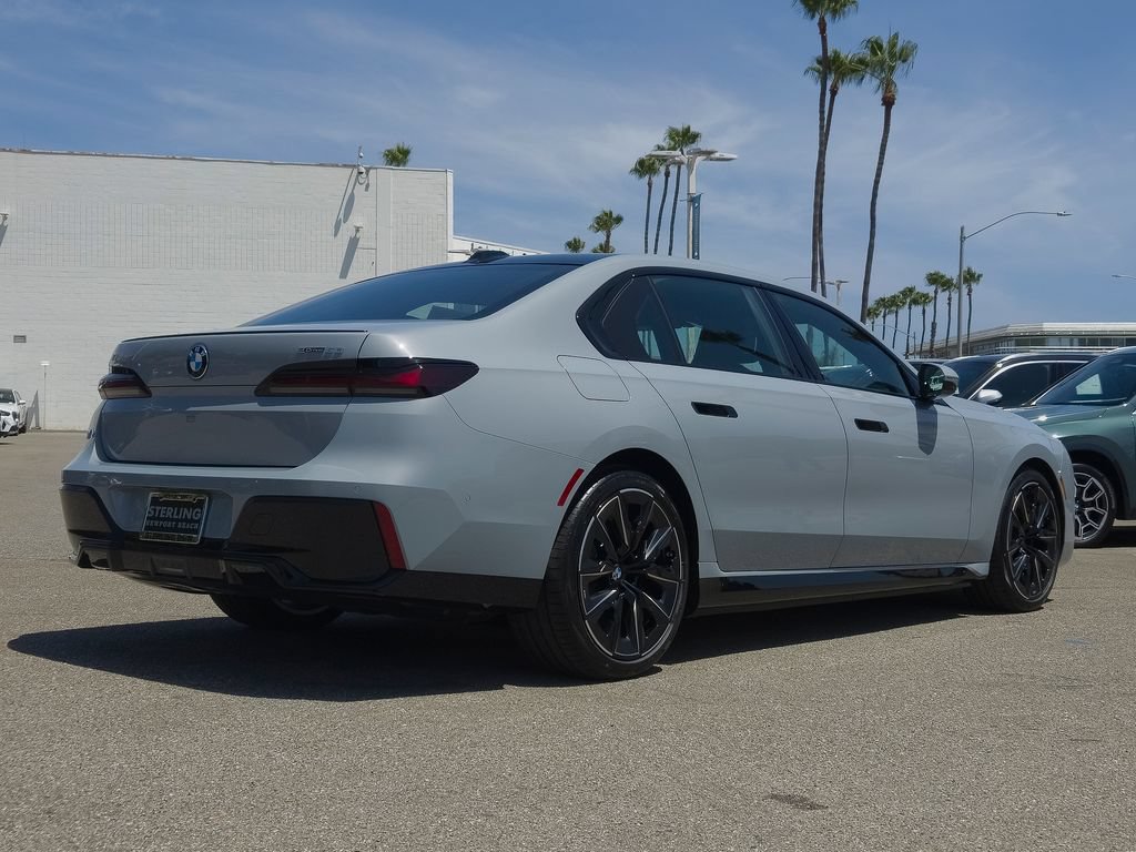 New 2026 BMW i7 eDrive50 w/ M Sport Package RWD image 4