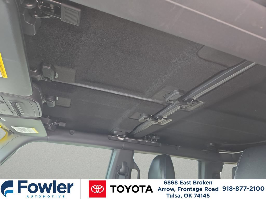 Used 2023 Ford Bronco Outer Banks AWD/4WD image 19