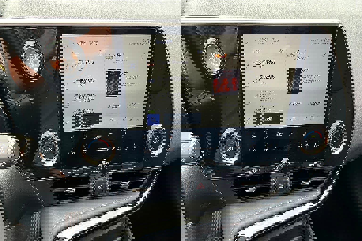 Used 2025 Lexus NX 250 FWD w/ Accessory Package (Z2) image 31