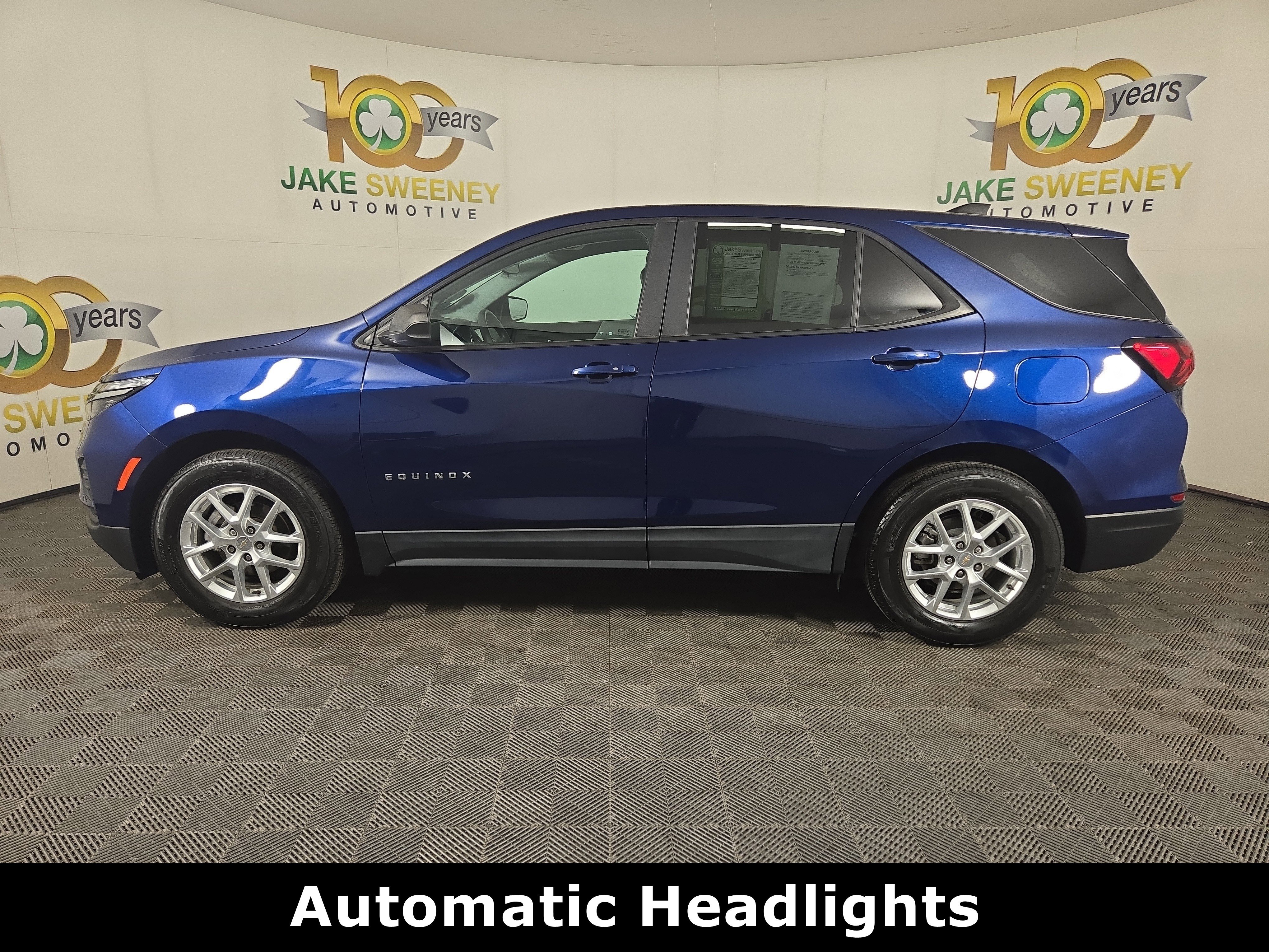Used 2022 Chevrolet Equinox LS w/ LS Convenience Package image 4