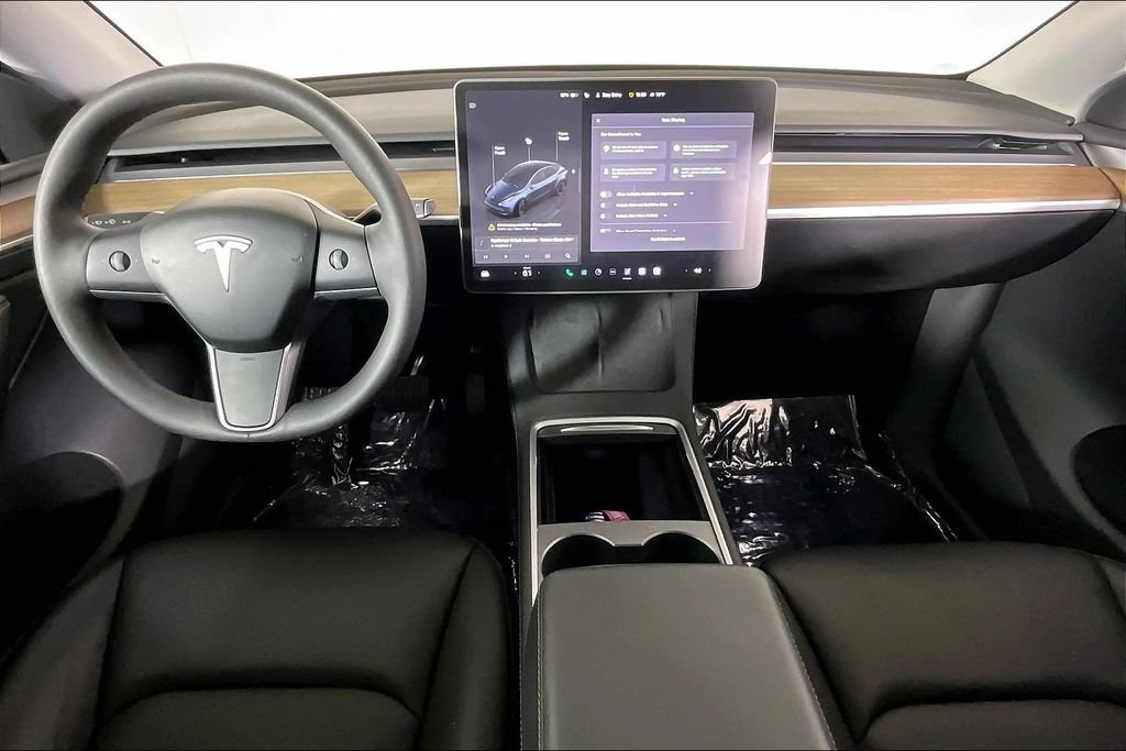 Used 2024 Tesla Model Y Long Range AWD/4WD image 14