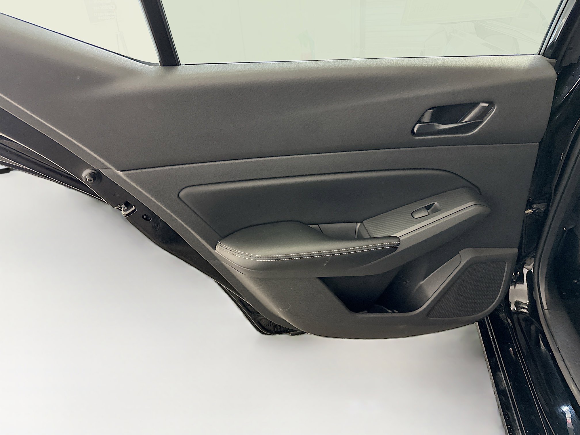 Used 2024 Nissan Altima 2.5 SV image 26