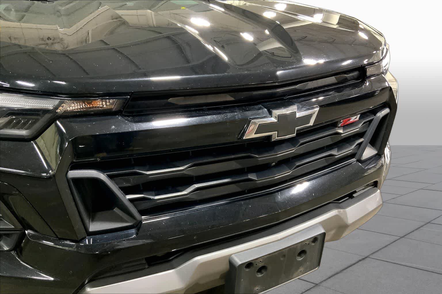 Used 2023 Chevrolet Colorado Z71 w/ Z71 Convenience Package 2 AWD/4WD image 30