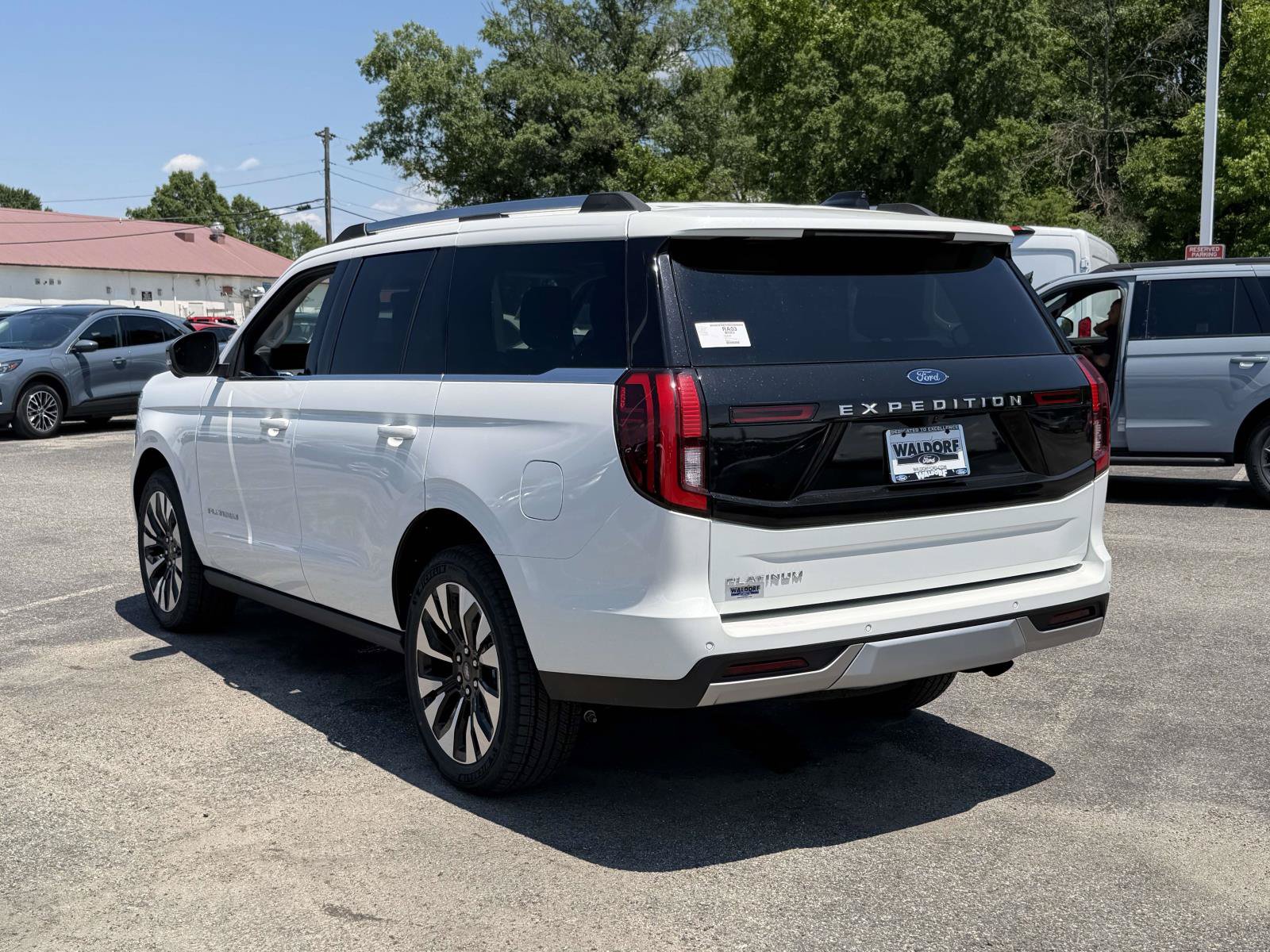 New 2026 Ford Expedition Platinum w/ Driver's Package AWD/4WD image 4