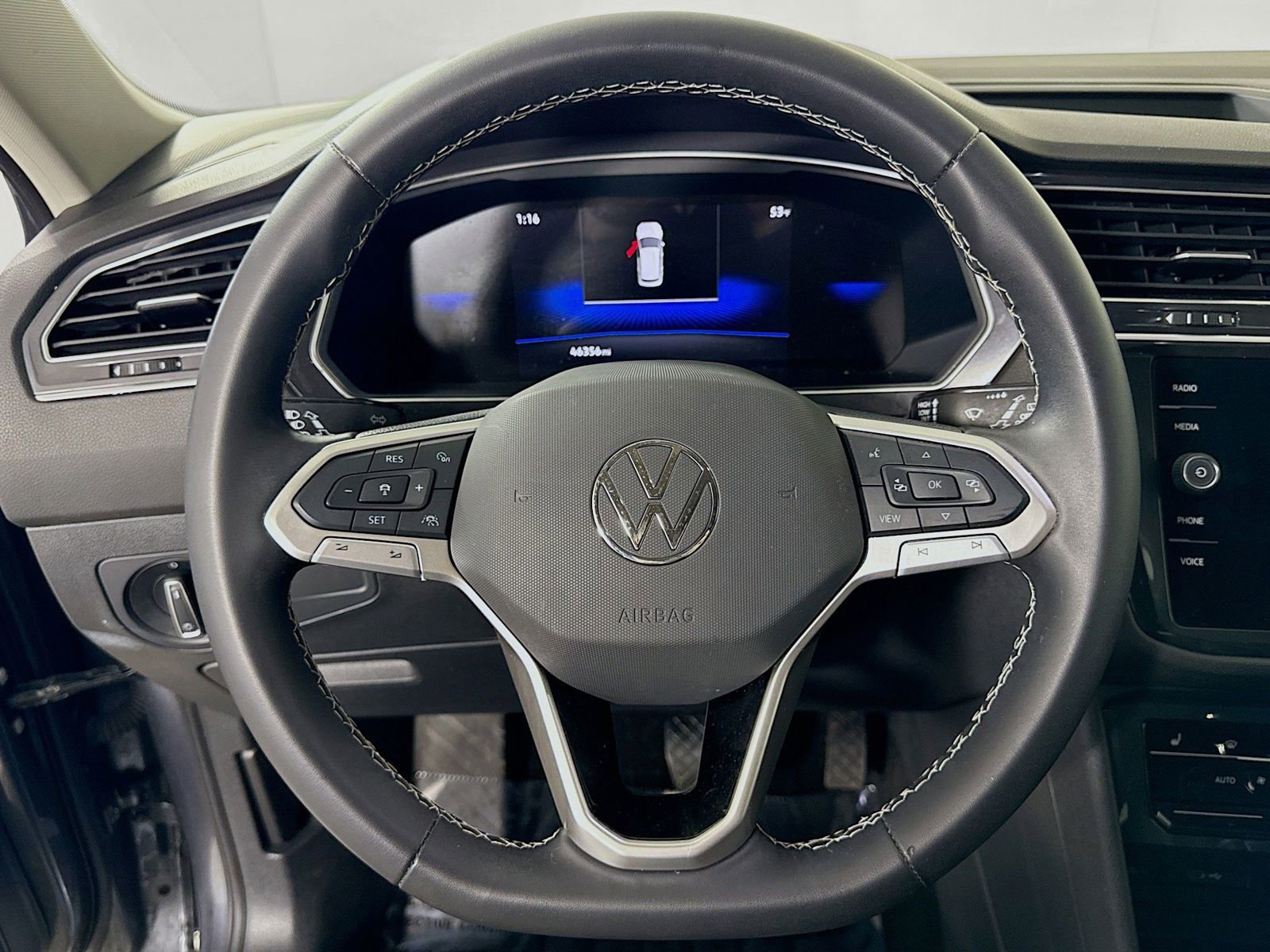 Certified 2024 Volkswagen Tiguan SE AWD/4WD image 14