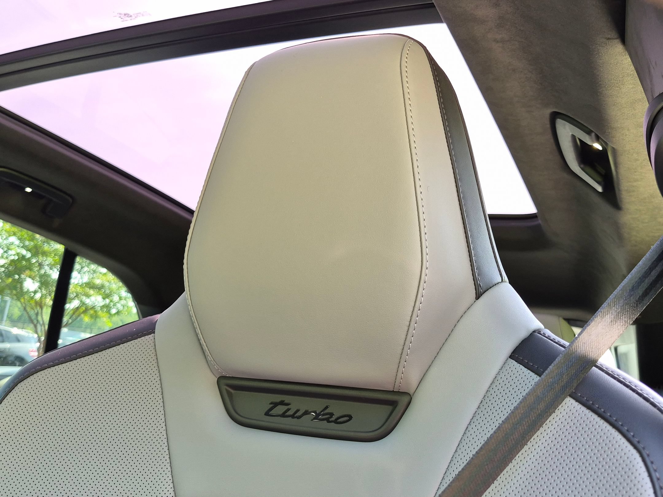 New 2026 Porsche Cayenne Turbo Electric AWD/4WD image 6