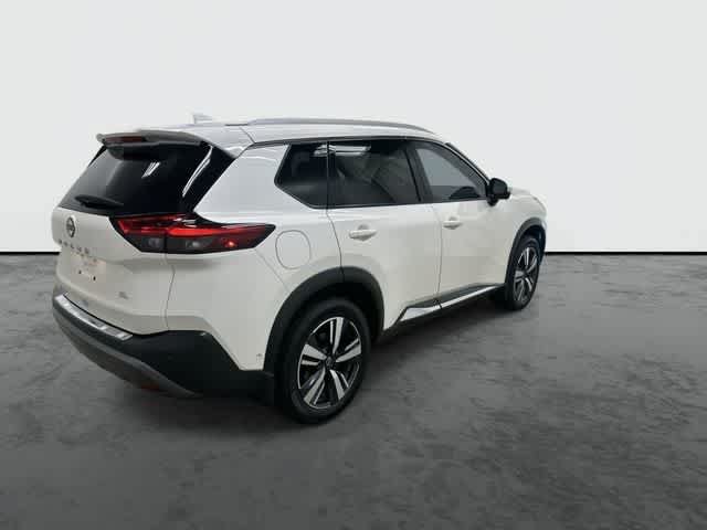 Used 2023 Nissan Rogue SL w/ SL Premium Package FWD image 4