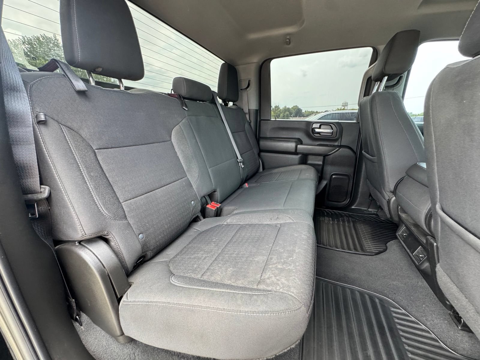 Used 2022 Chevrolet Silverado 2500 Custom w/ Custom Value Package AWD/4WD image 32