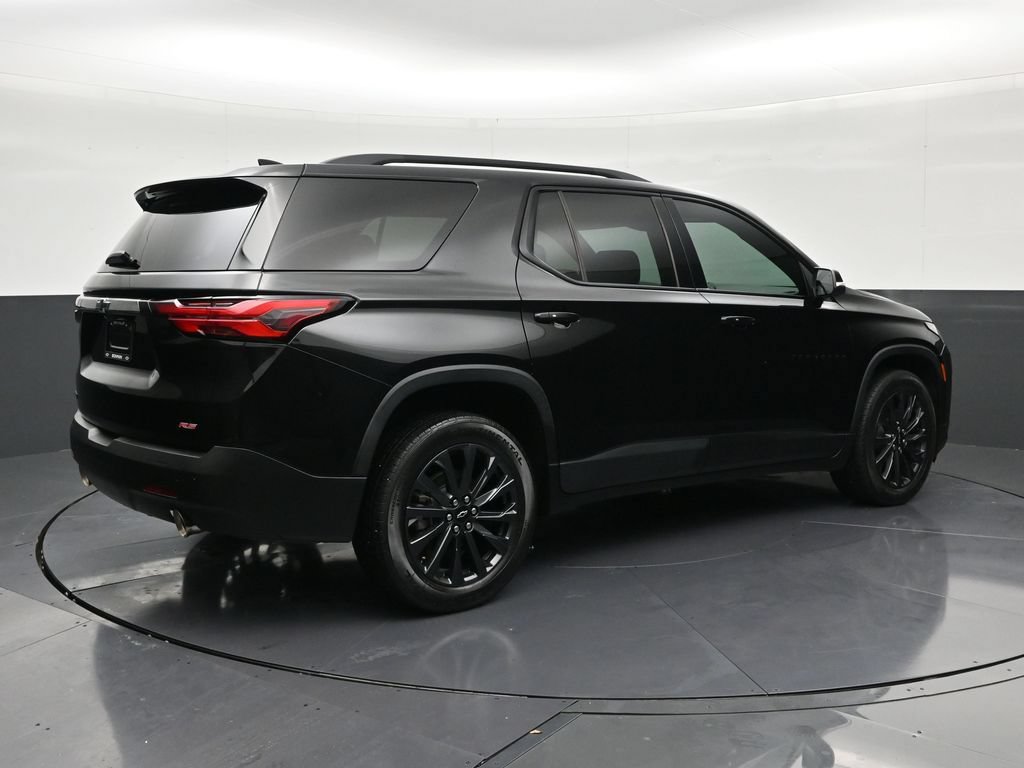 Used 2022 Chevrolet Traverse RS FWD image 5