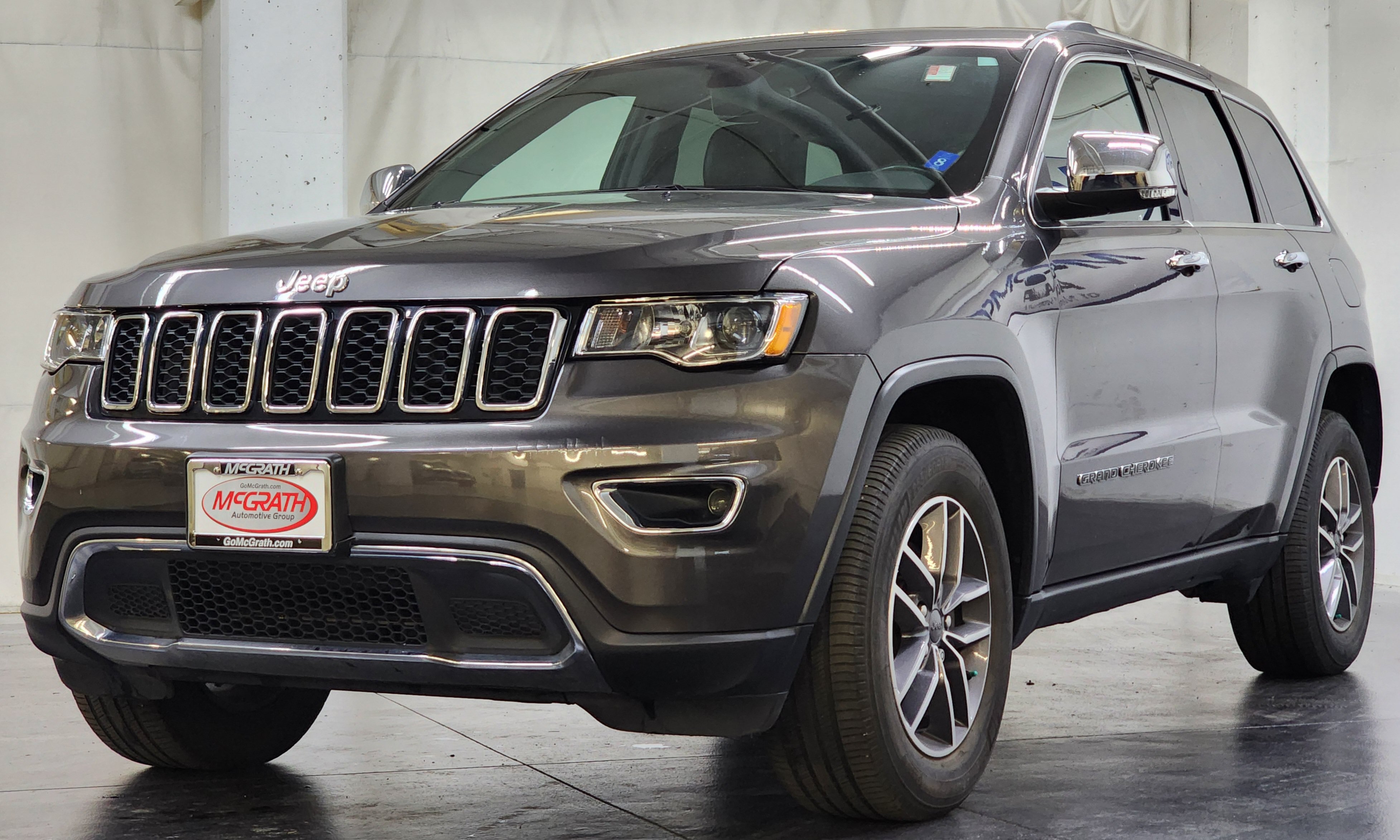 Used 2020 Jeep Grand Cherokee Limited AWD/4WD image 11