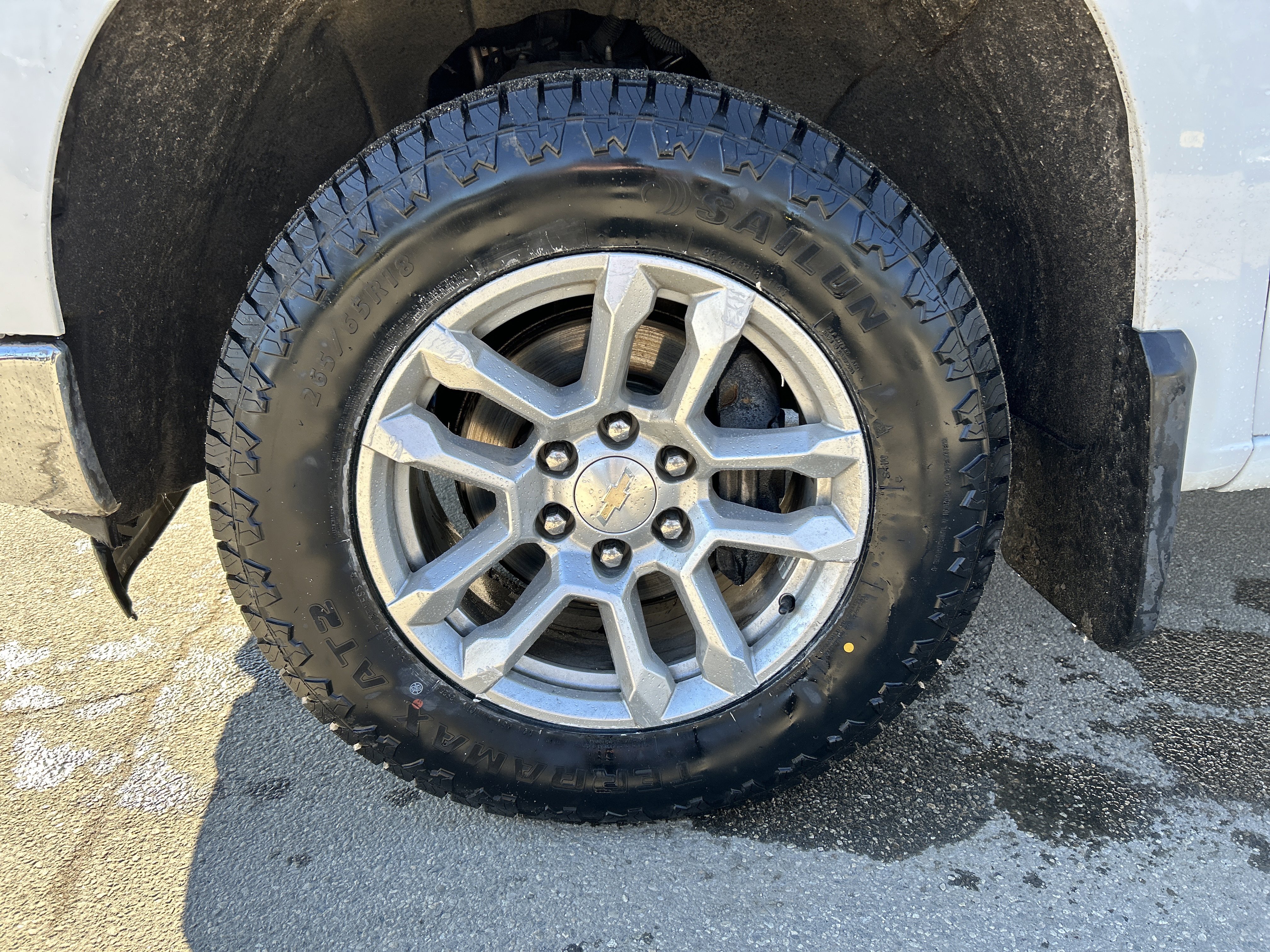 Used 2022 Chevrolet Silverado 1500 LT image 12