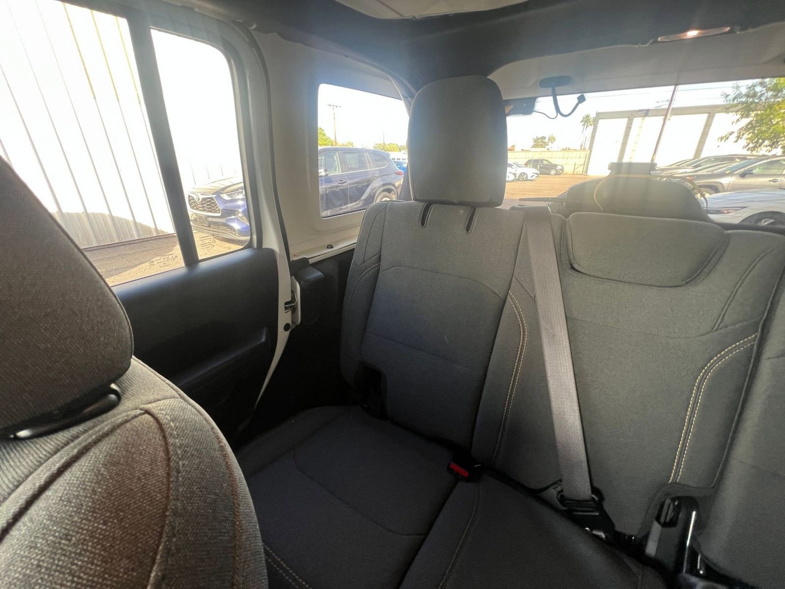 Used 2025 Jeep Wrangler Sport S image 39