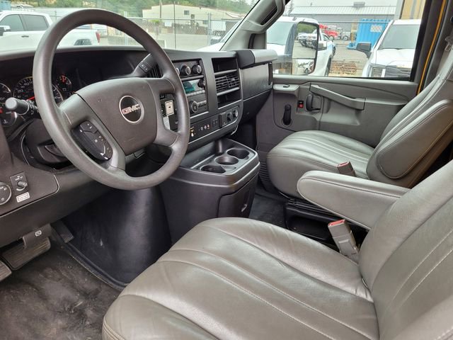 Used 2019 GMC Savana 3500 Extended w/ Driver Convenience Package image 17