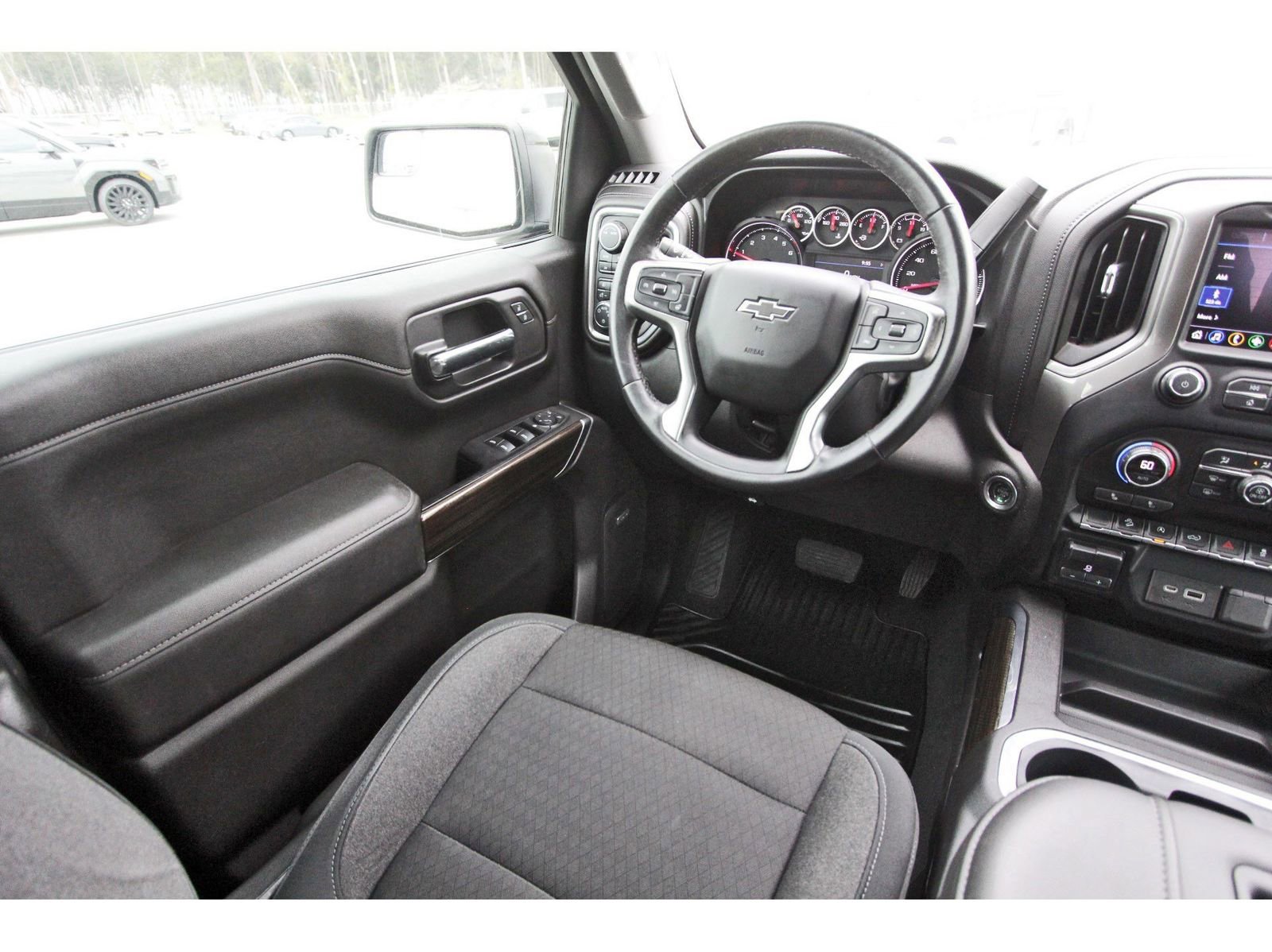 Used 2020 Chevrolet Silverado 1500 RST w/ Texas Edition image 11