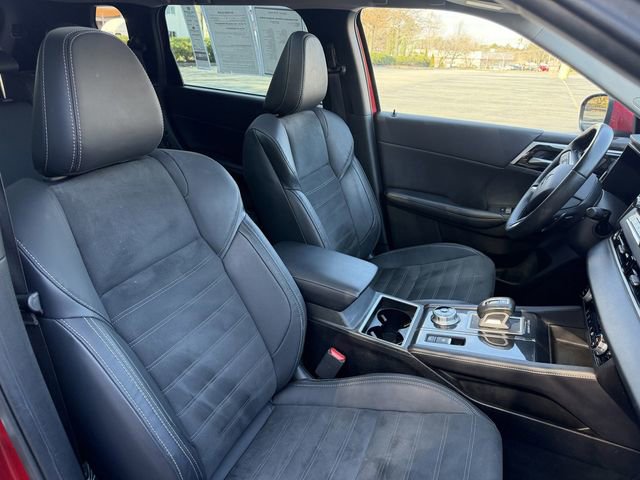 Used 2023 Mitsubishi Outlander SE image 32