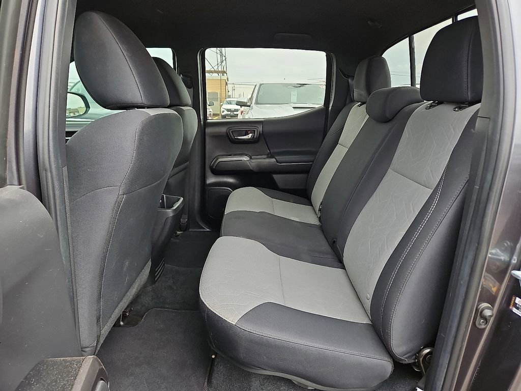 Used 2022 Toyota Tacoma SR5 image 6