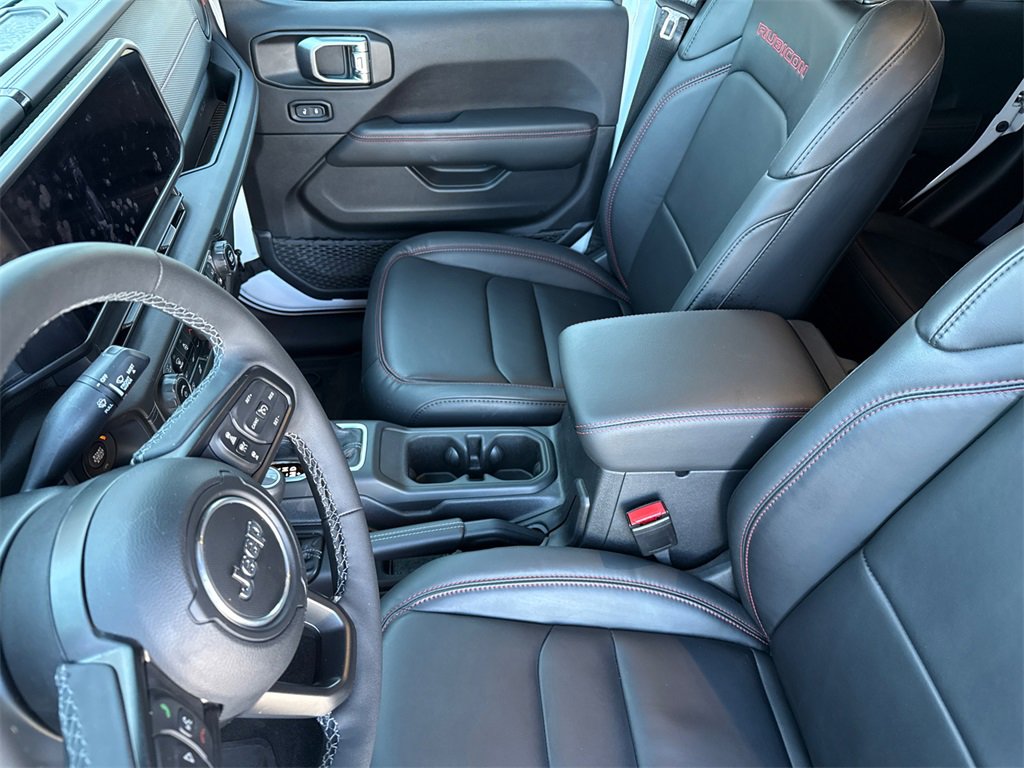 Used 2025 Jeep Gladiator Rubicon w/ Safety Group image 5