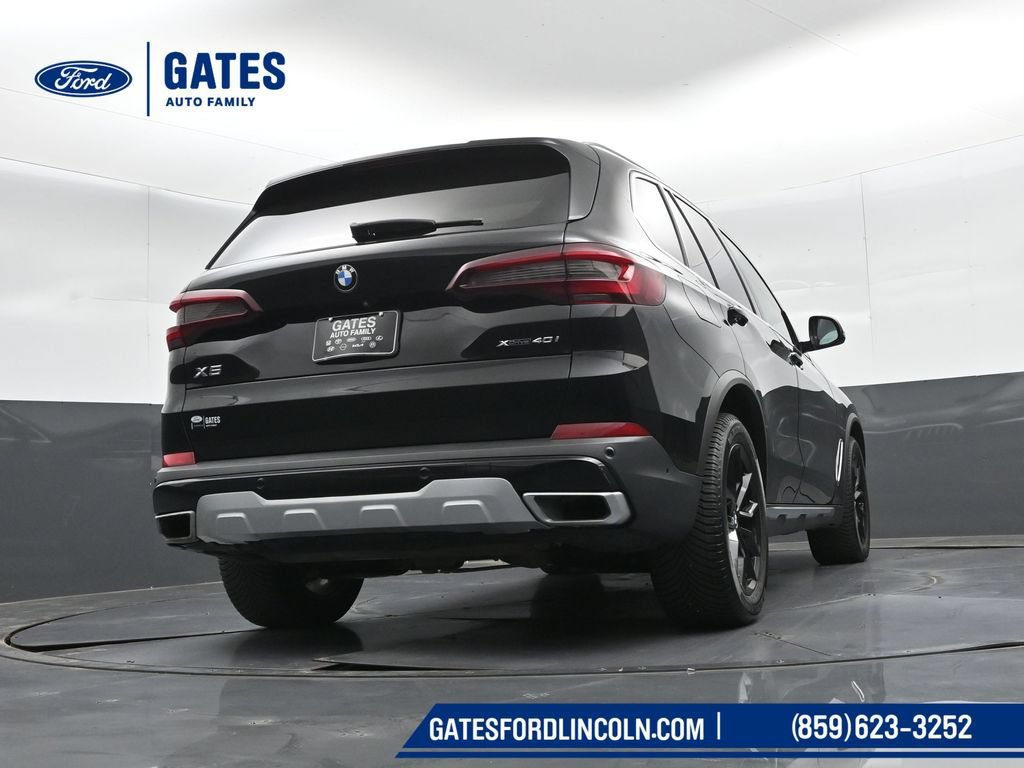 Used 2022 BMW X5 xDrive40i w/ Premium Package AWD/4WD image 41