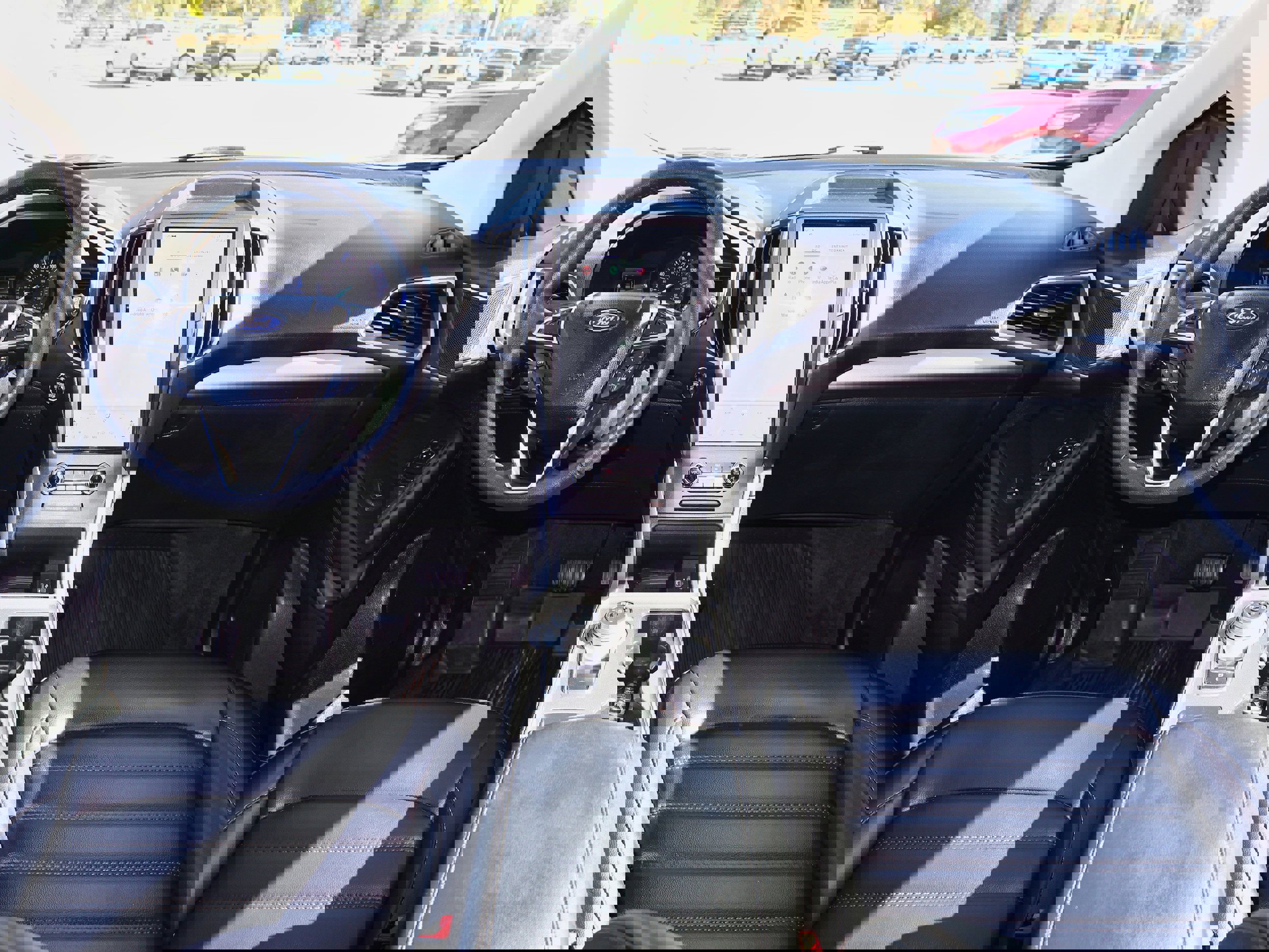 Used 2023 Ford Edge SEL w/ Convenience Package image 16