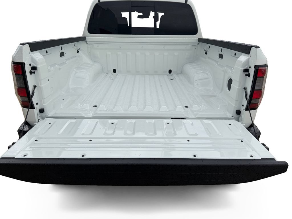 New 2026 Nissan Frontier S w/ Tow Package RWD image 18
