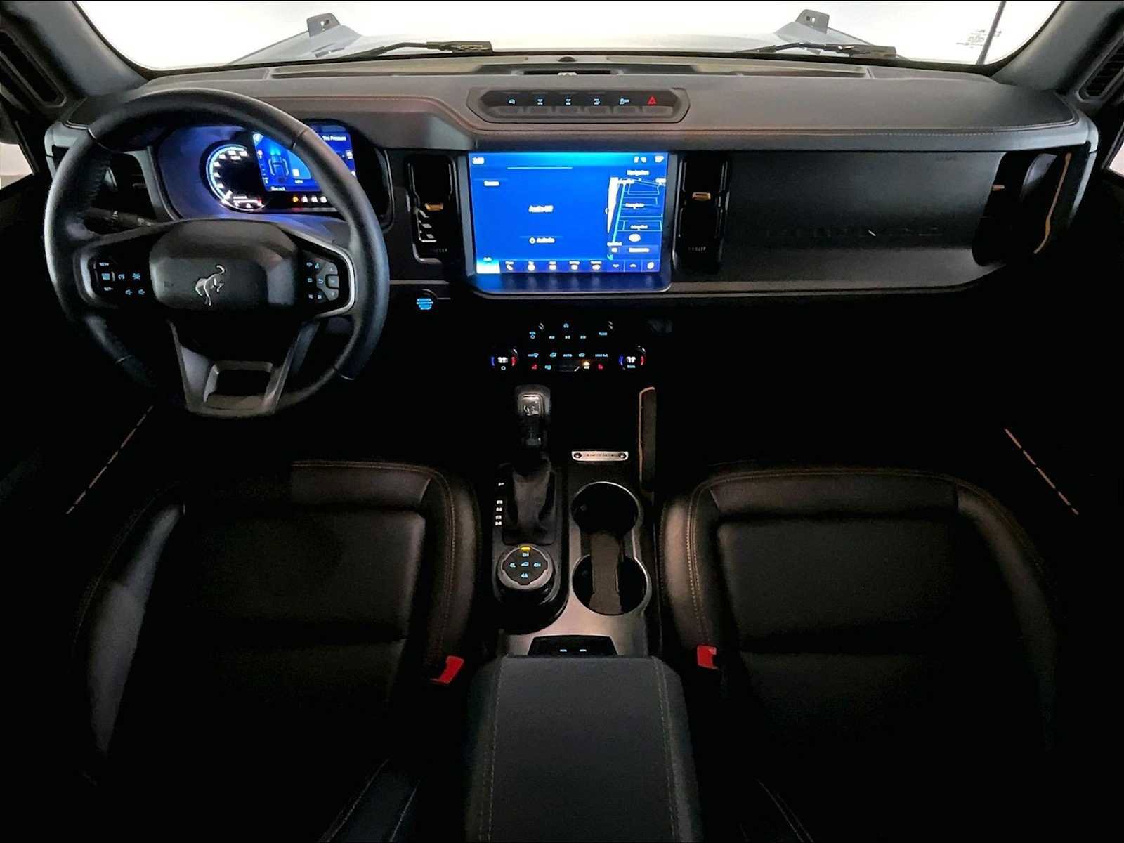 Used 2024 Ford Bronco Badlands image 17