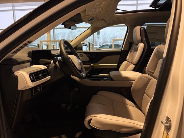 New 2026 Lincoln Aviator Reserve image 19