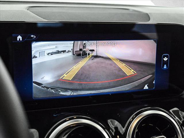 Certified 2026 Mercedes-Benz GLB 250 4MATIC w/ Sun & Sound Package image 15