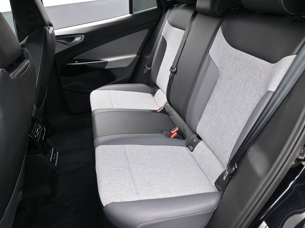 Used 2024 Volkswagen ID.4 2WD image 26