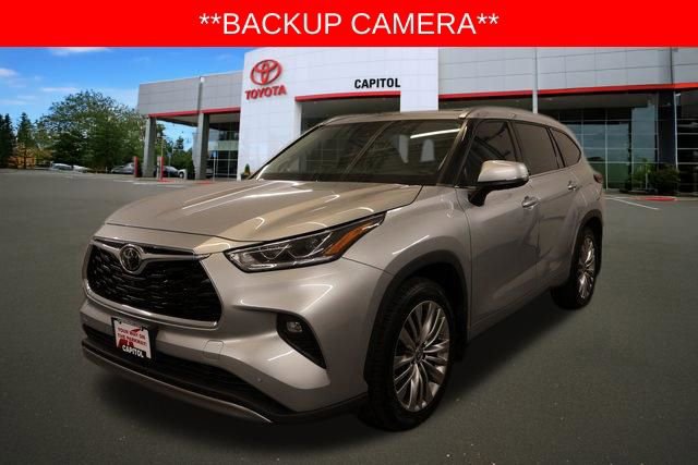 Used 2022 Toyota Highlander Platinum AWD/4WD image 6
