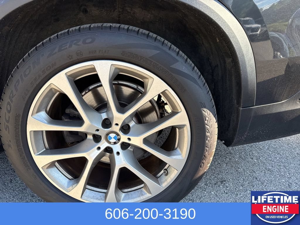 Used 2021 BMW X5 xDrive40i AWD/4WD image 10