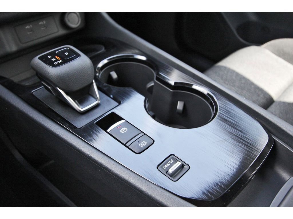 New 2026 Nissan Rogue SV w/ Cold Weather Package FWD image 22