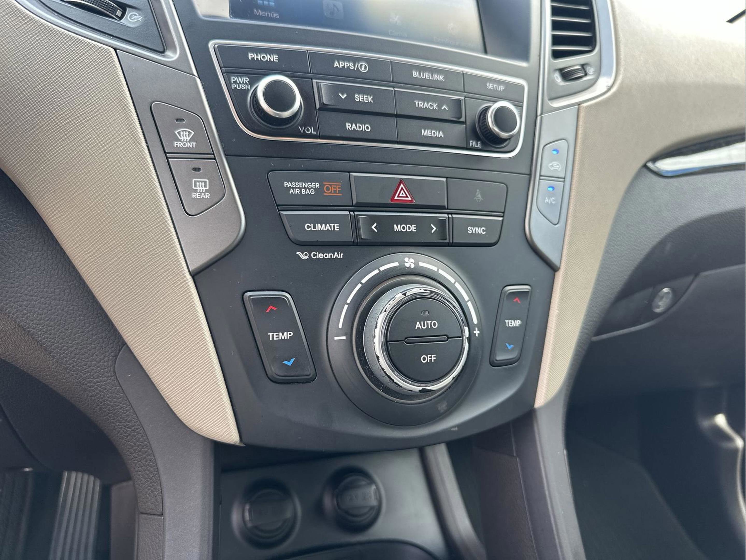 Used 2017 Hyundai Santa Fe Sport image 20