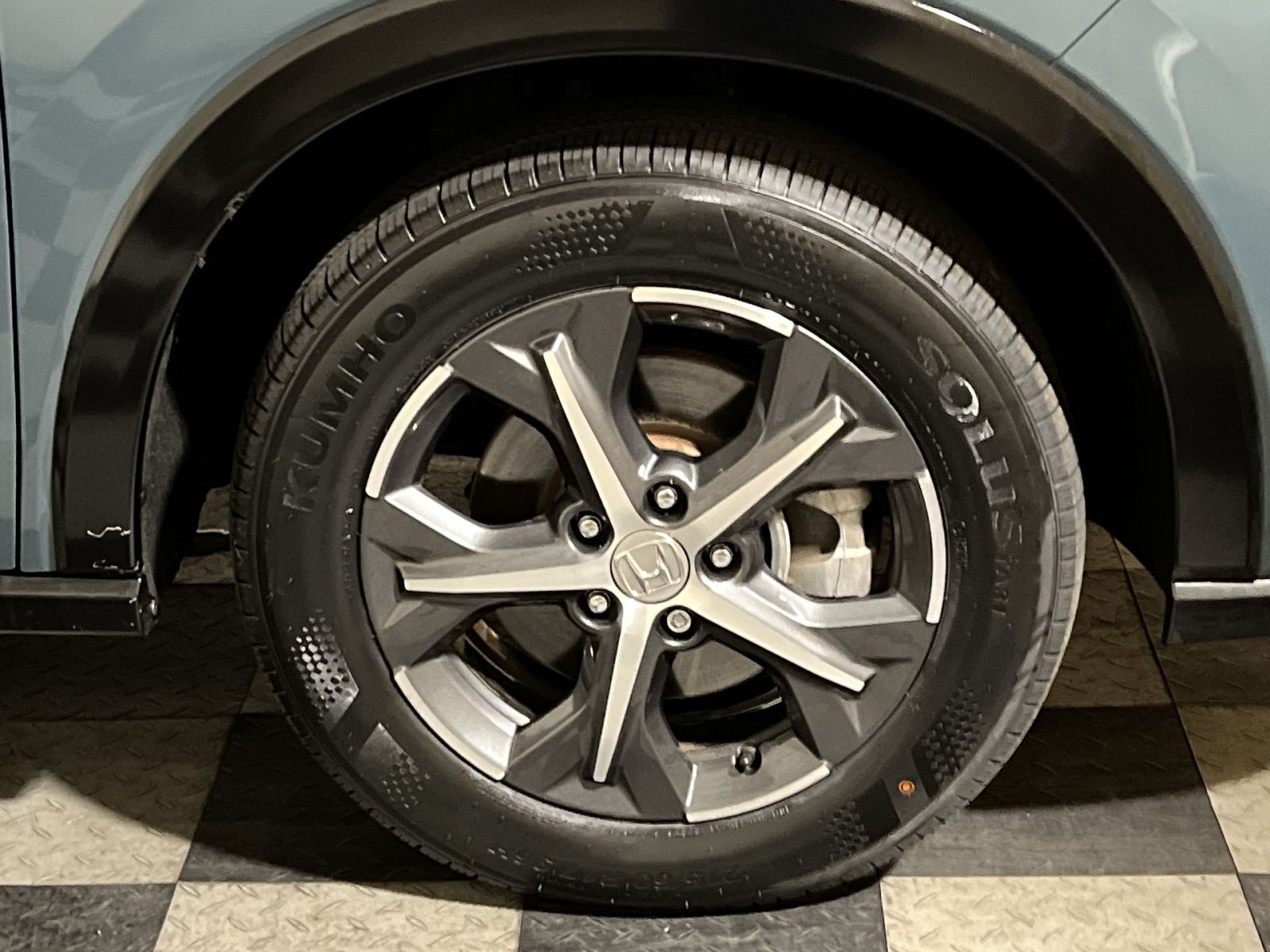 Used 2025 Honda HR-V EX-L image 17