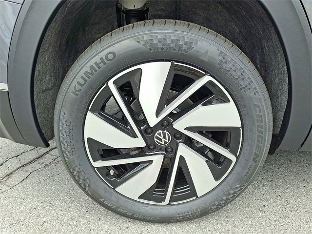 New 2025 Volkswagen Atlas SEL image 11