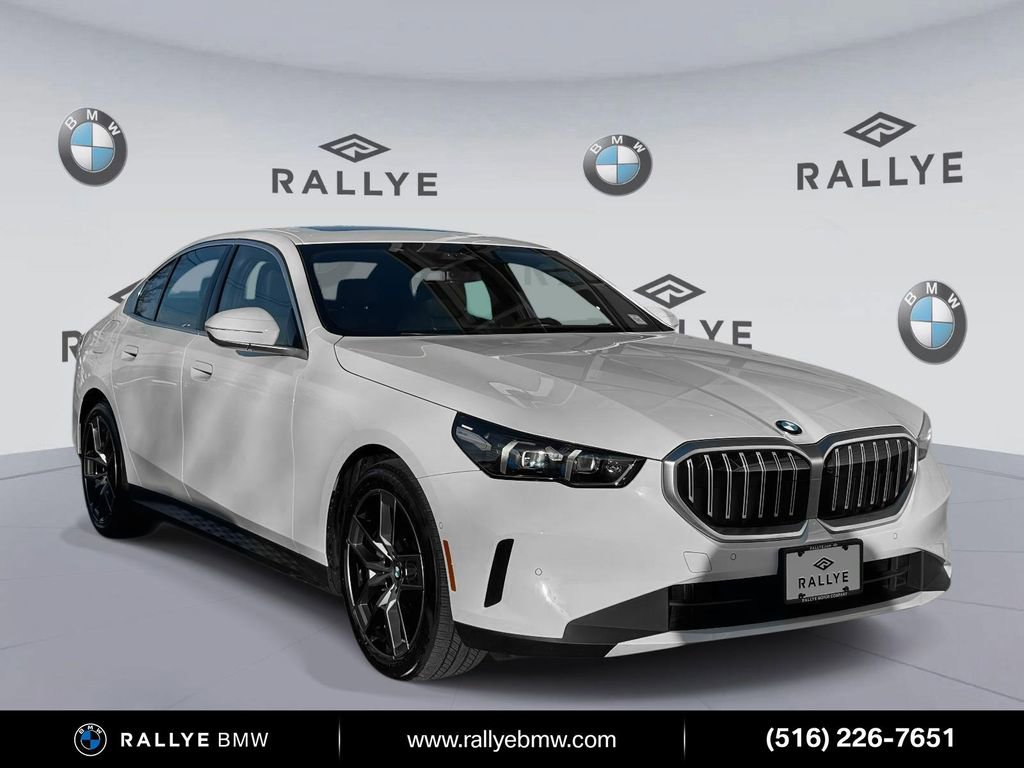 Certified 2026 BMW 530i xDrive w/ Premium Package AWD/4WD image 1