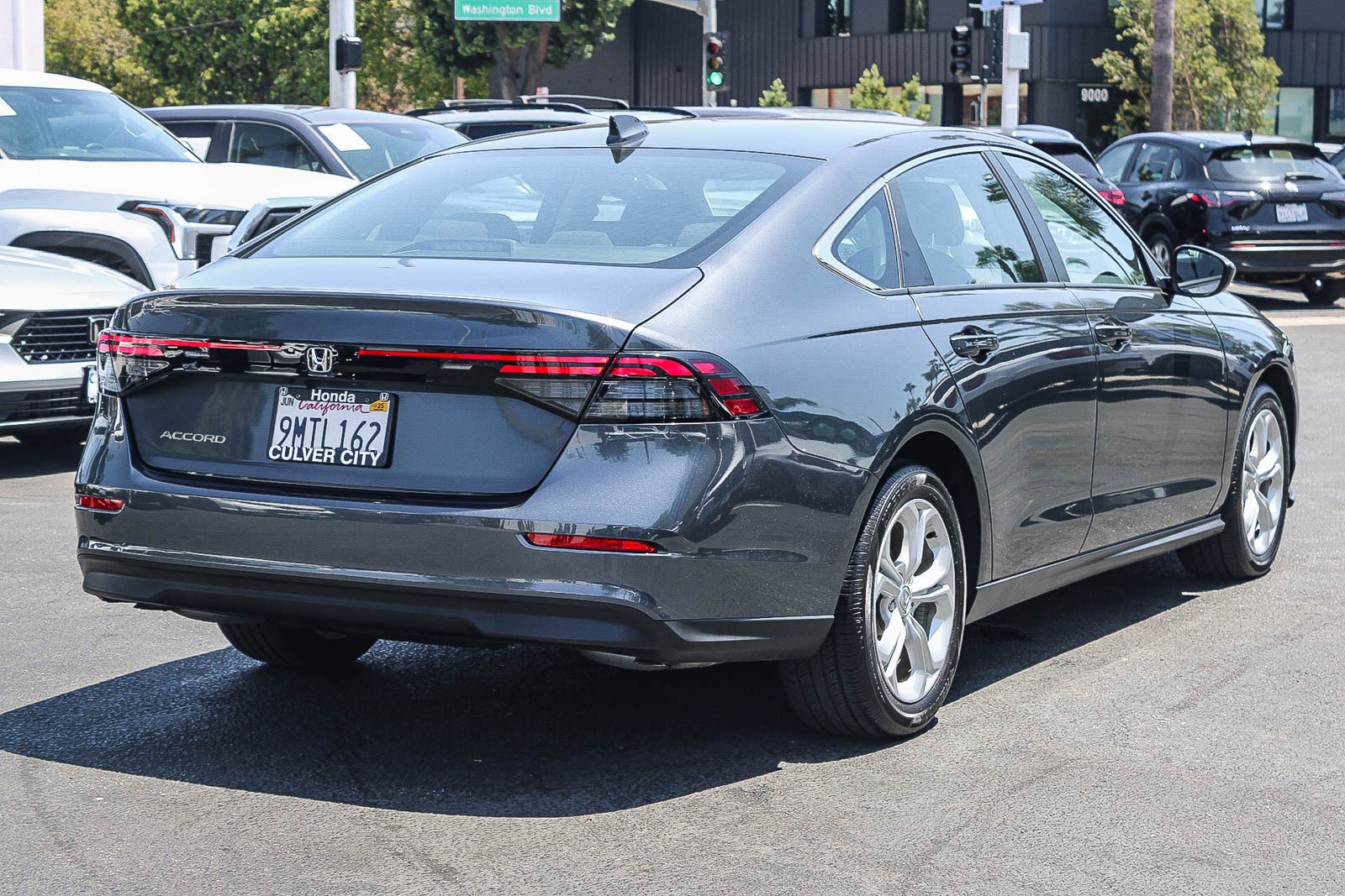 Used 2024 Honda Accord LX image 9