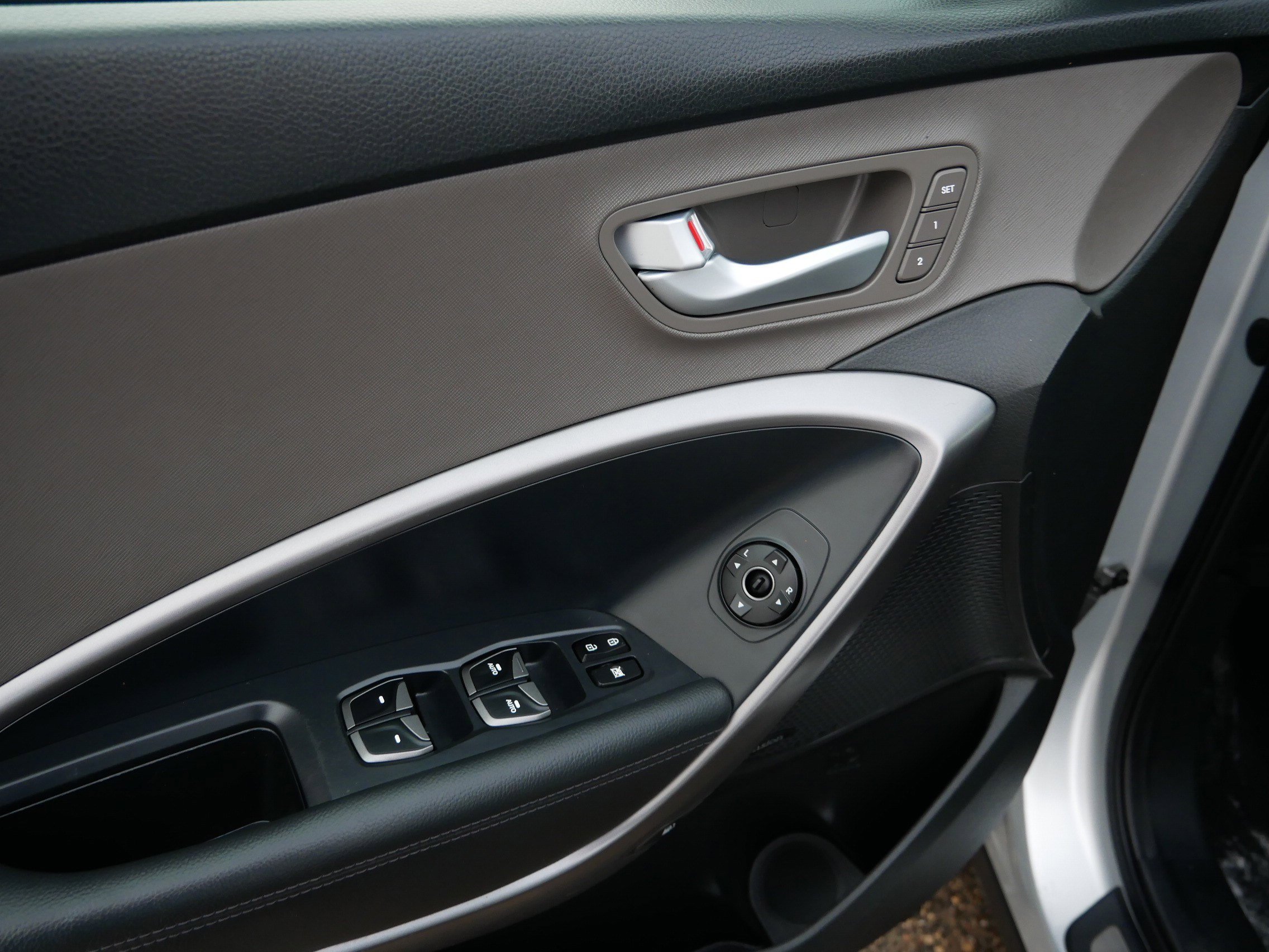 Used 2015 Hyundai Santa Fe Sport w/ Option Group 04 image 20