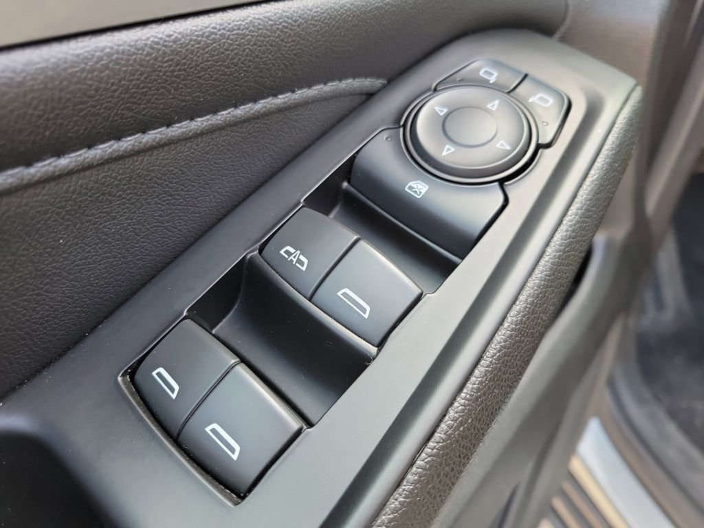 Certified 2023 Chevrolet Traverse LT AWD/4WD image 20