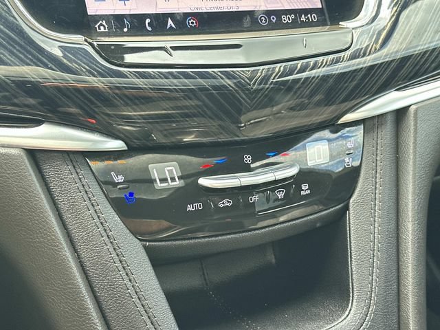 Used 2024 Cadillac XT6 Premium Luxury w/ LPO, Floor Liner Package AWD/4WD image 31