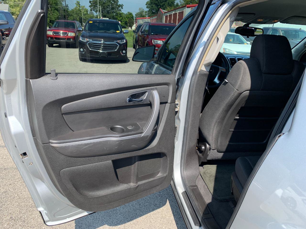 Used 2009 GMC Acadia SLE FWD image 22