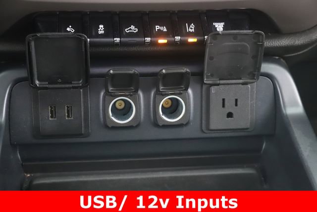 Used 2018 GMC Sierra 2500 Denali w/ Duramax Plus Package AWD/4WD image 26