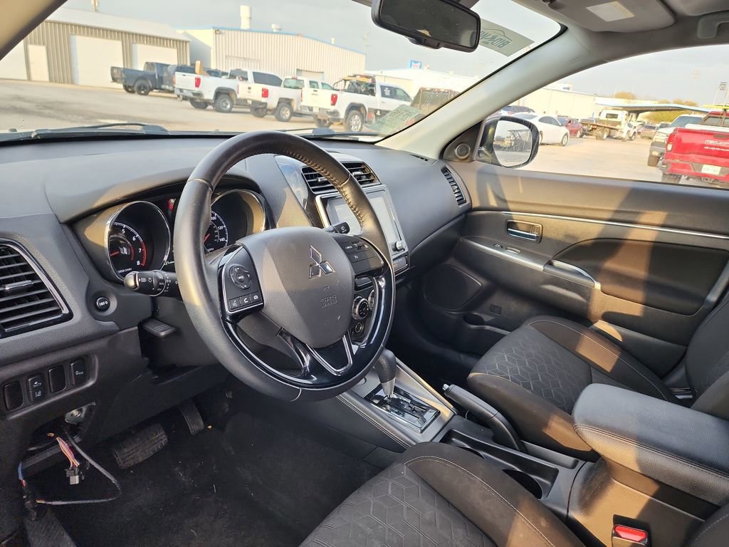 Used 2021 Mitsubishi Outlander Sport SE image 10