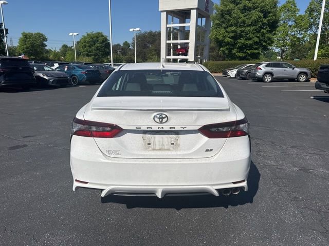 Used 2021 Toyota Camry SE FWD image 5