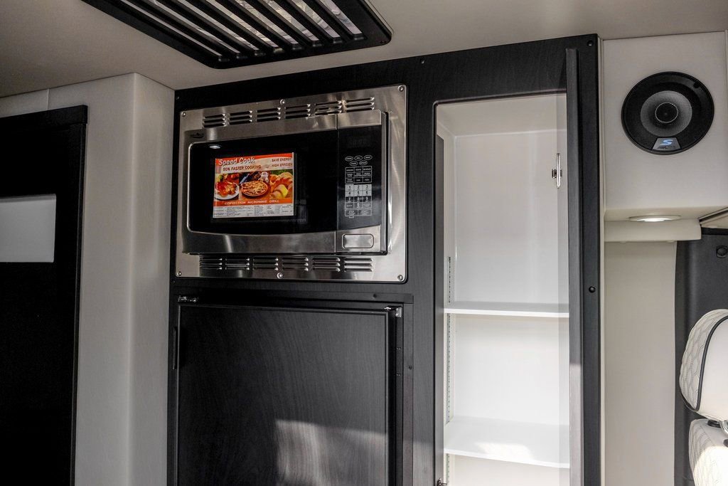 New 2025 Mercedes-Benz Sprinter 3500 image 35