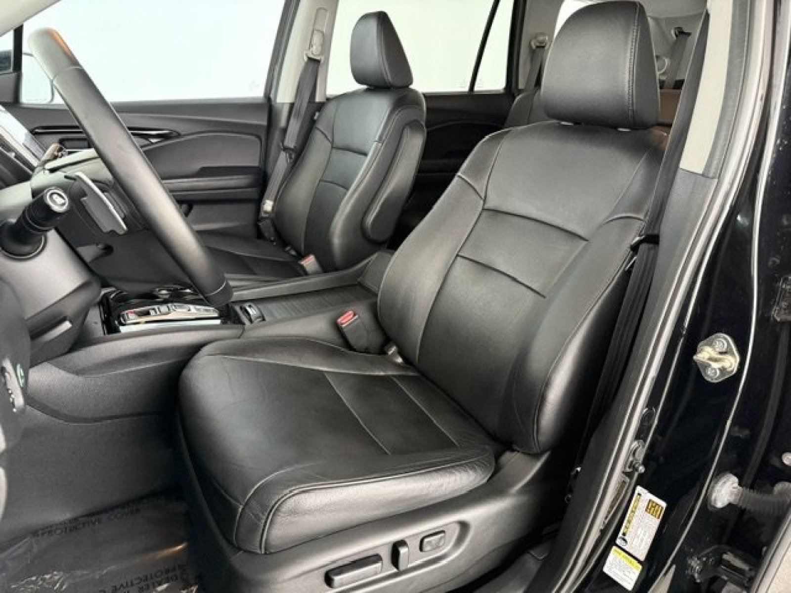 Used 2016 Honda Pilot Touring image 10