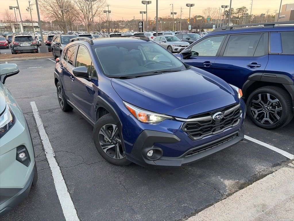 Used 2024 Subaru Crosstrek 2.0i Premium image 2