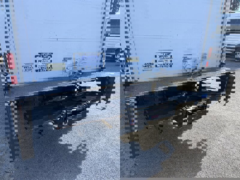 Used 2019 Ford E-450 and Econoline 450 Super Duty w/ Power Windows & Locks Group image 8