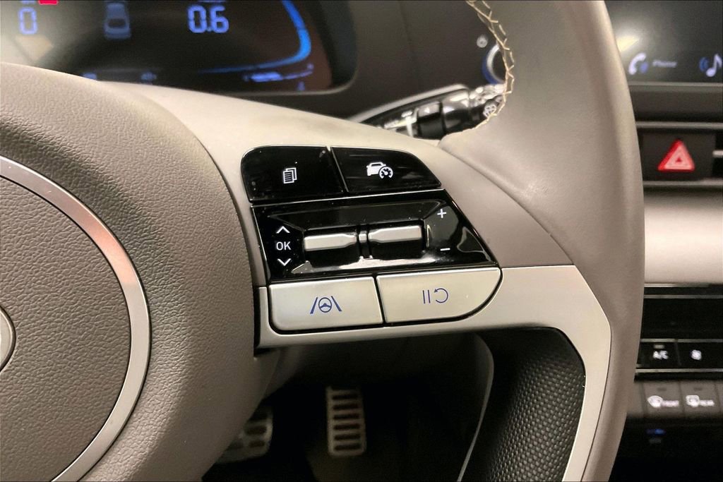 Certified 2025 Hyundai Elantra Sport w/ Cargo Package FWD image 19