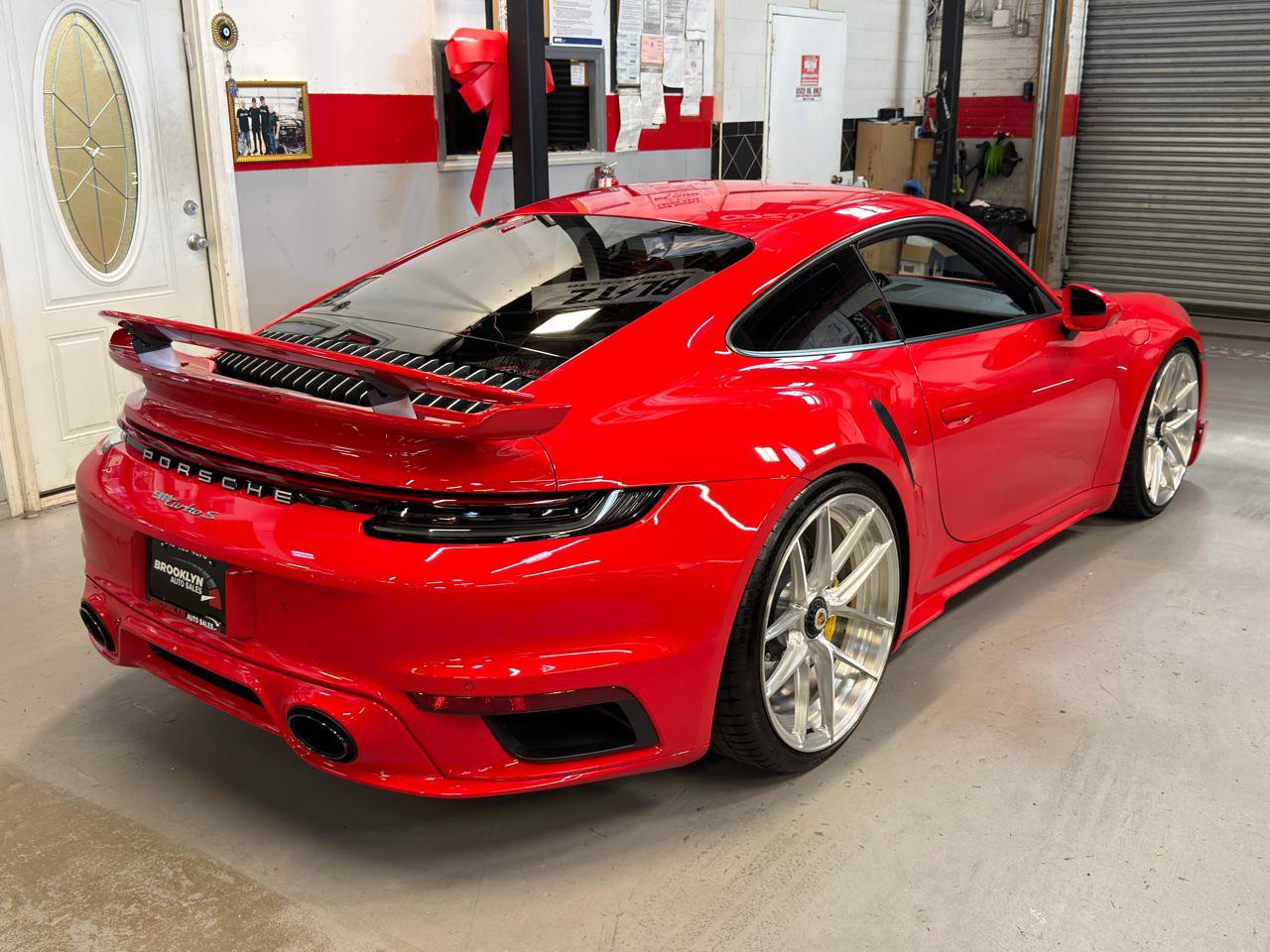 Used 2021 Porsche 911 Turbo S AWD/4WD image 4